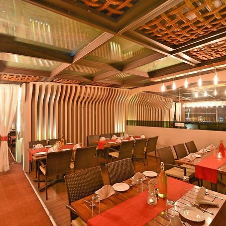 Hotel Surya Plaza Kota  Zewnętrze zdjęcie