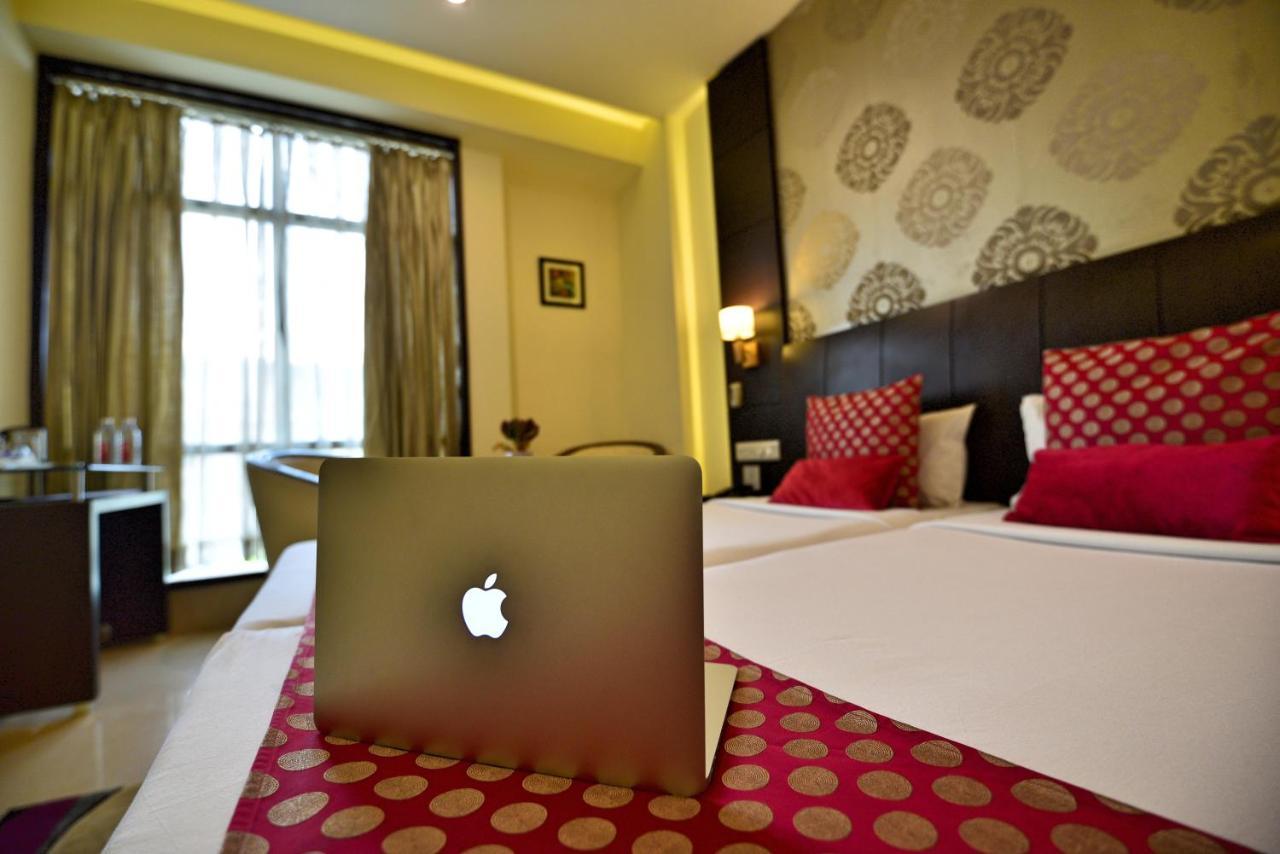 Hotel Surya Plaza Kota  Zewnętrze zdjęcie