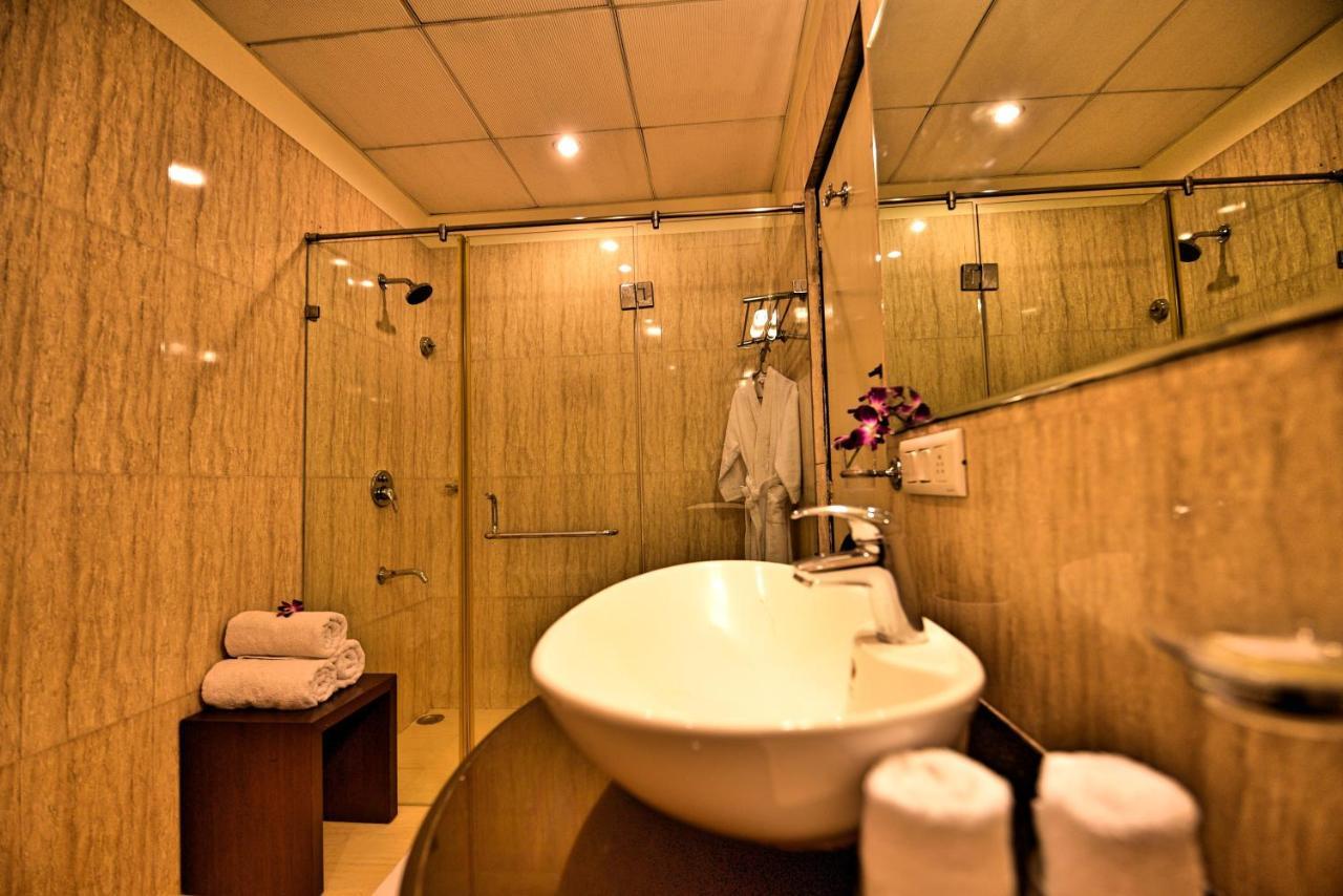 Hotel Surya Plaza Kota  Zewnętrze zdjęcie