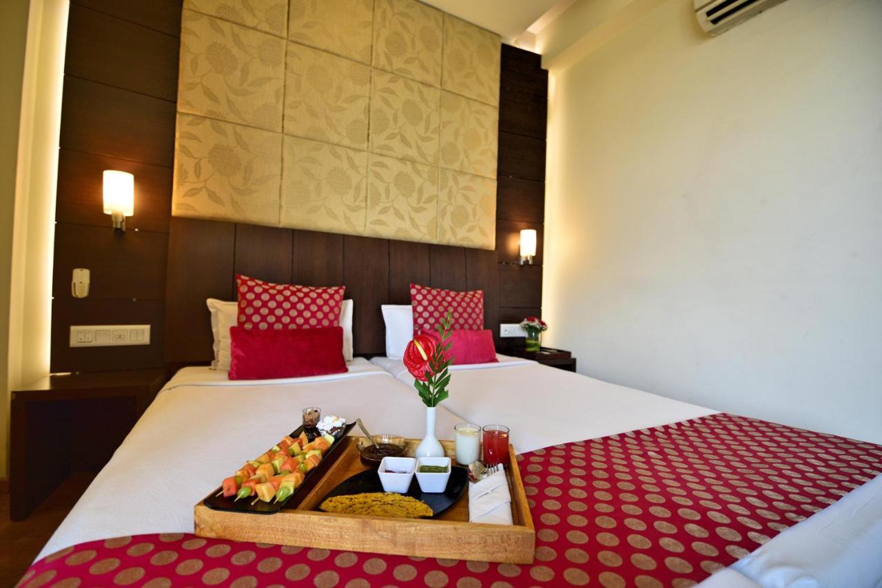 Hotel Surya Plaza Kota  Zewnętrze zdjęcie